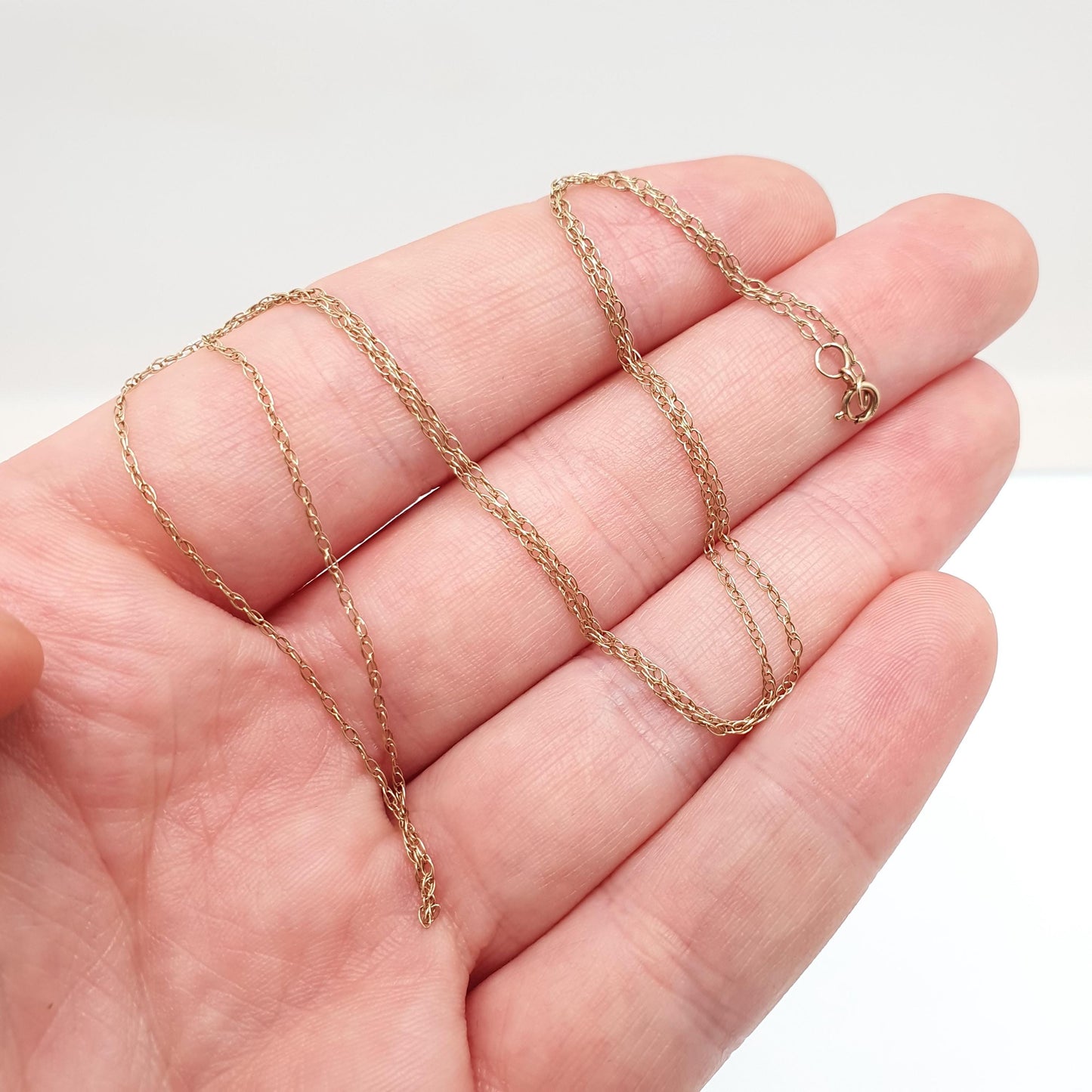 Vintage 9k 9ct Gold Chain Necklace Rope Link 47cm 18.5" 0.72g Twisting Helix Long Fine Solid 375 Jewelry Jewellery