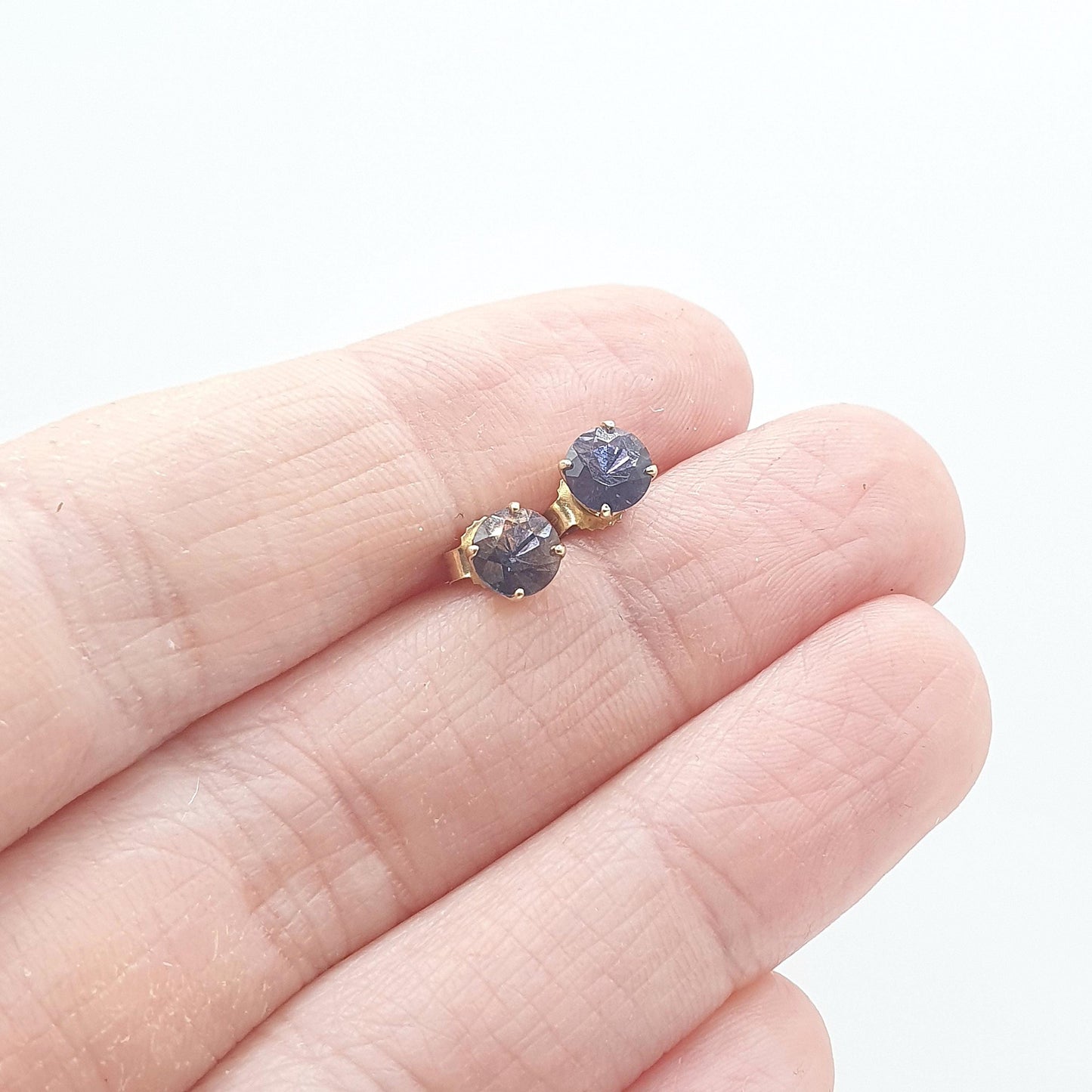 Vintage 9ct Carat Gold Amethyst Stud Earrings Brilliant Cut Solitaire Petite Gemstone Elegant Ladies Womens Jewelry Retro Jewellery