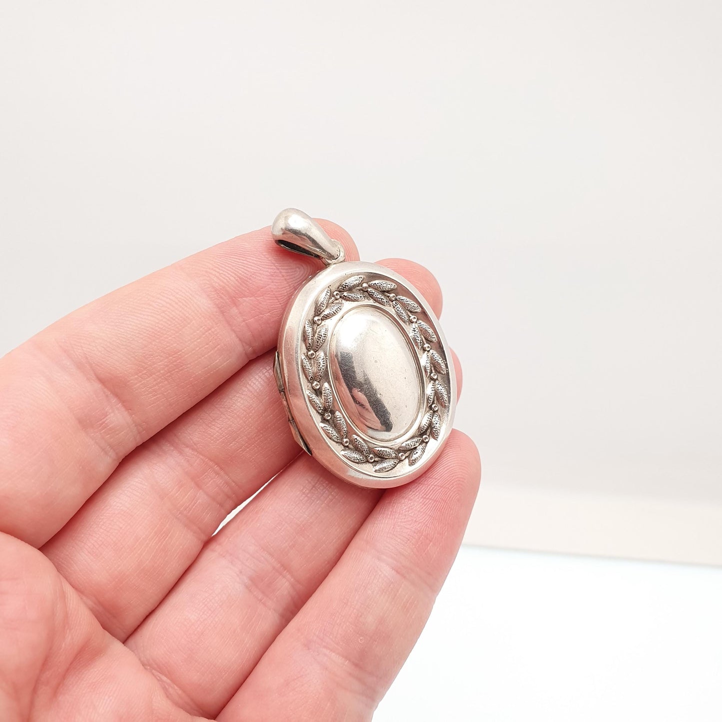 Antique Victorian Solid Silver Locket Wreath Leaf Border Big Large Oval Pendant Picture Photo Vintage 1800s Jewelry Jewellery