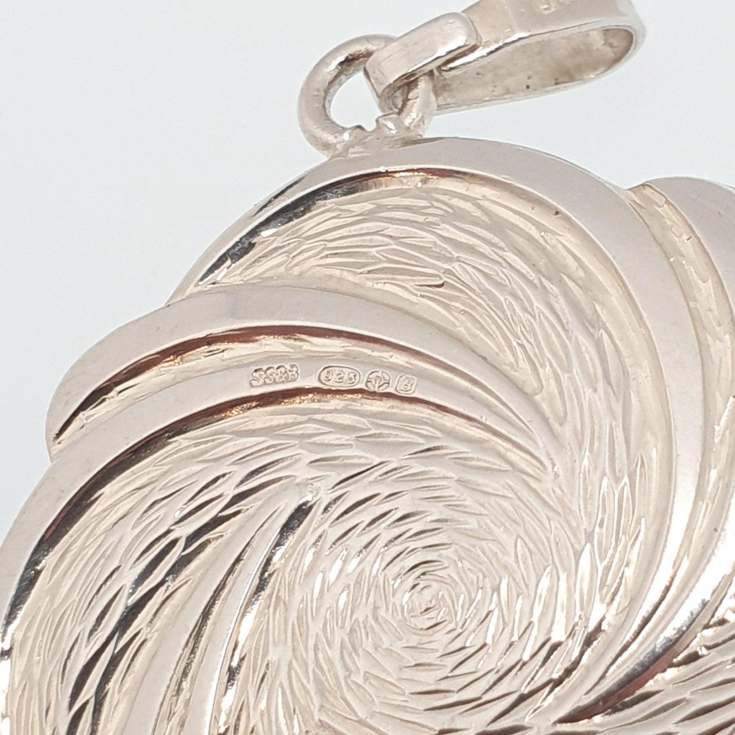 Vintage Sterling Silver Spiral Locket Swirl Embossed A*D Andreas Daub Necklace Pendant Photo Gift Jewelry Womens Jewellery