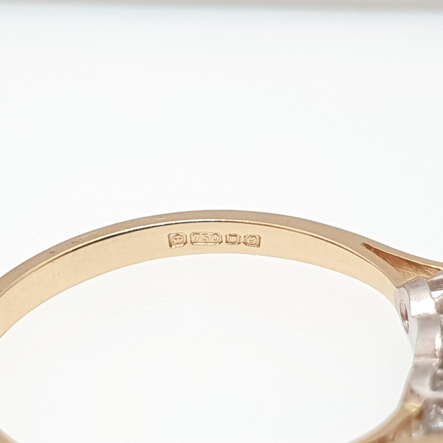 Vintage 18ct Gold Diamond & Emerald Ring Trilogy Solid 18k 18kt 750 Natural Gemstones Jewelry Jewellery