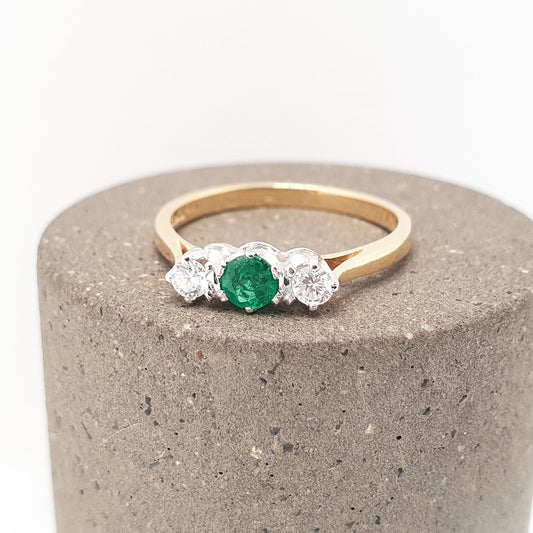 Vintage 18ct Gold Diamond & Emerald Ring Trilogy Solid 18k 18kt 750 Natural Gemstones Jewelry Jewellery