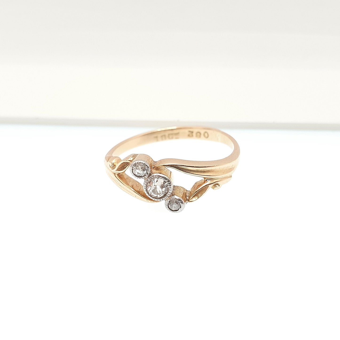 Antique 18ct 18k Gold Diamond Ring Triple Old Cut Trilogy Diagonal 1920s Fine Estate Solid 750 Womens Jewelry Jewellery