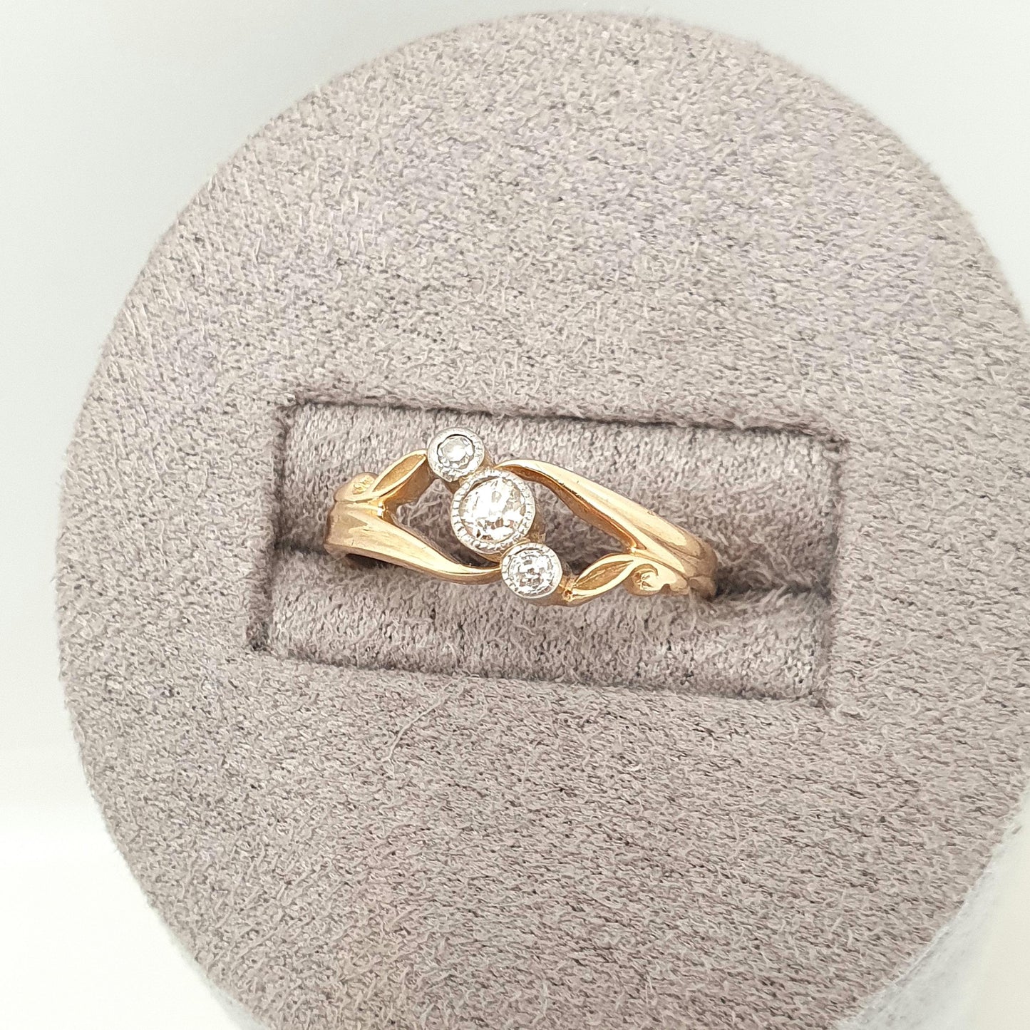 Antique 18ct 18k Gold Diamond Ring Triple Old Cut Trilogy Diagonal 1920s Fine Estate Solid 750 Womens Jewelry Jewellery