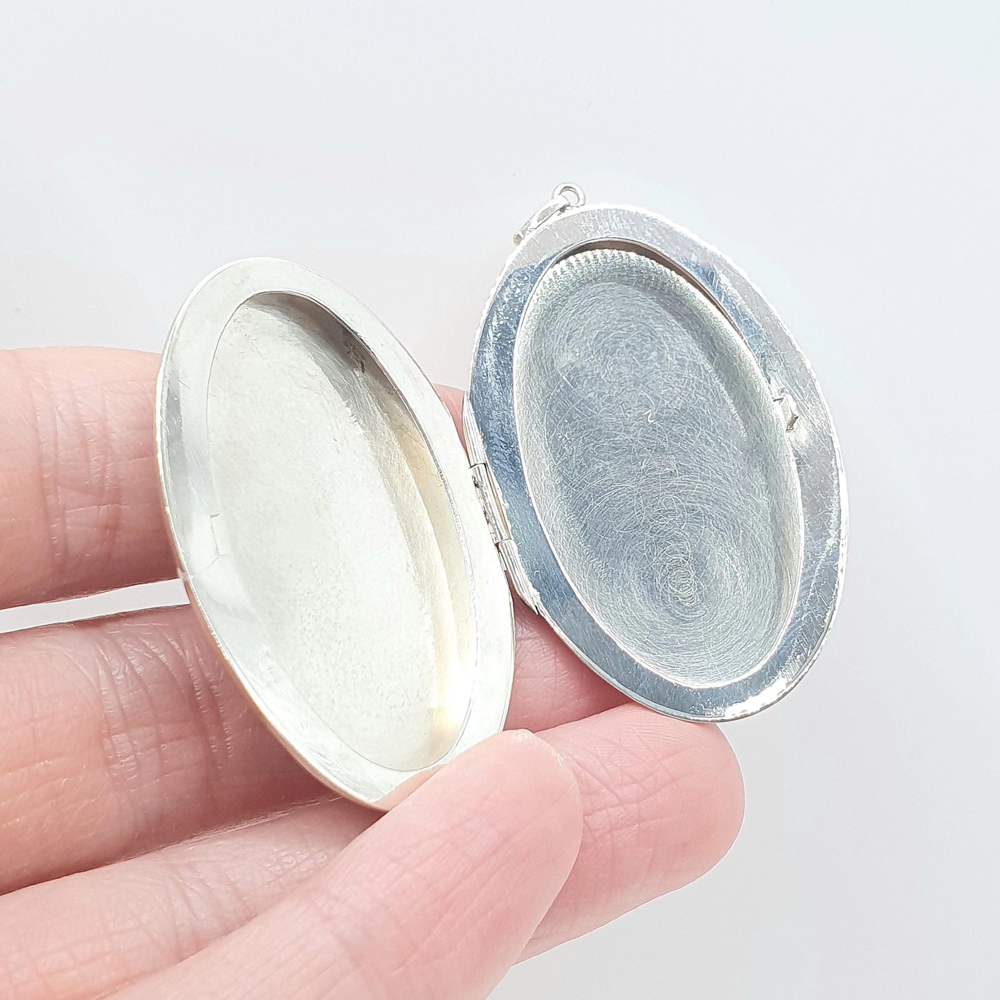 Vintage Sterling Silver Large Locket Oval Shape Engraved Front Pendant Necklace Retro Jewelry Womens Jewellery Men’s Unisex