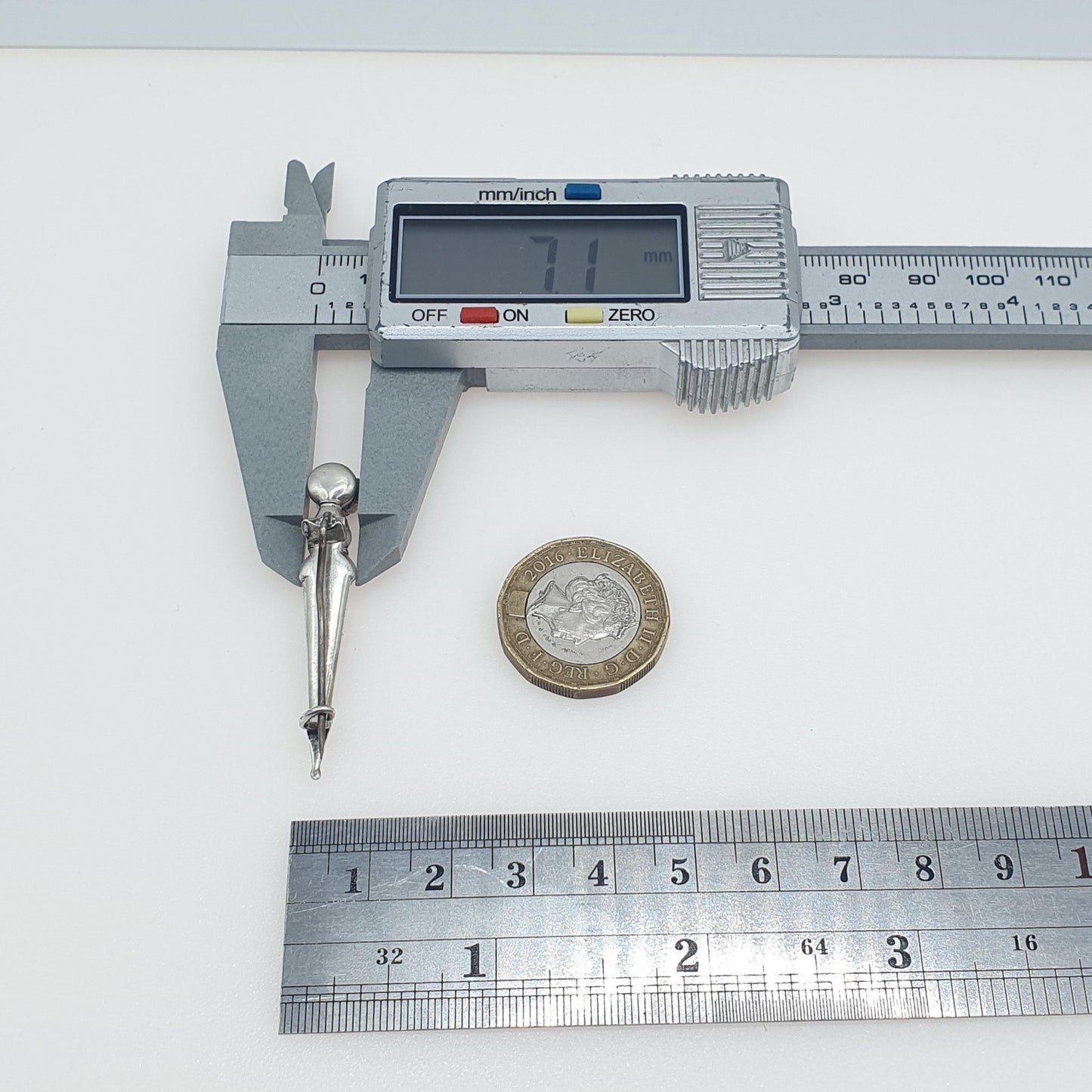 Antique Victorian Solid Silver Scottish Dirk Pin Jasper Agate and Citrine Paste Orange Red Stones Scotland Womens Jewelry Jewellery Mens