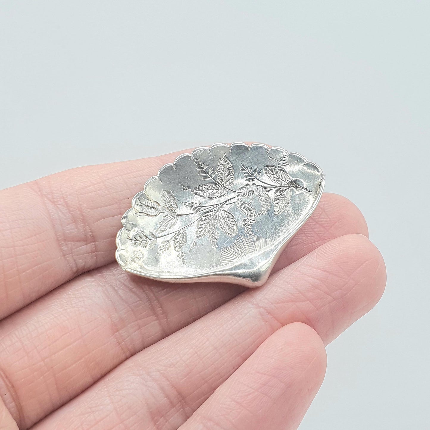 Antique Victorian Solid Silver Fan Brooch Flower Engraved Unique Floral Leaf Womens Jewelry  Men’s Jewellery