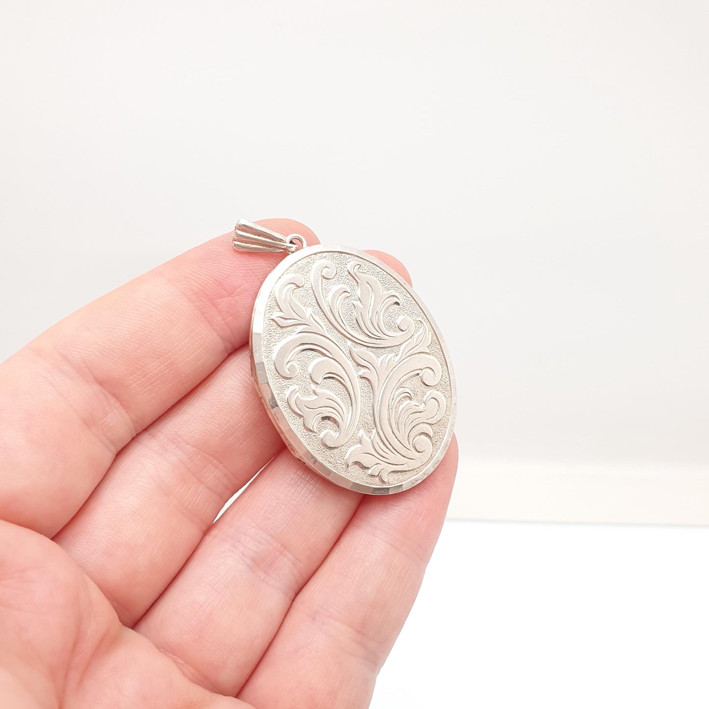 Vintage GEORG JENSEN Sterling Silver Locket Very Large Big 1970 Hallmark Engraved Necklace Pendant Picture Photo Womens Jewelry Jewellery