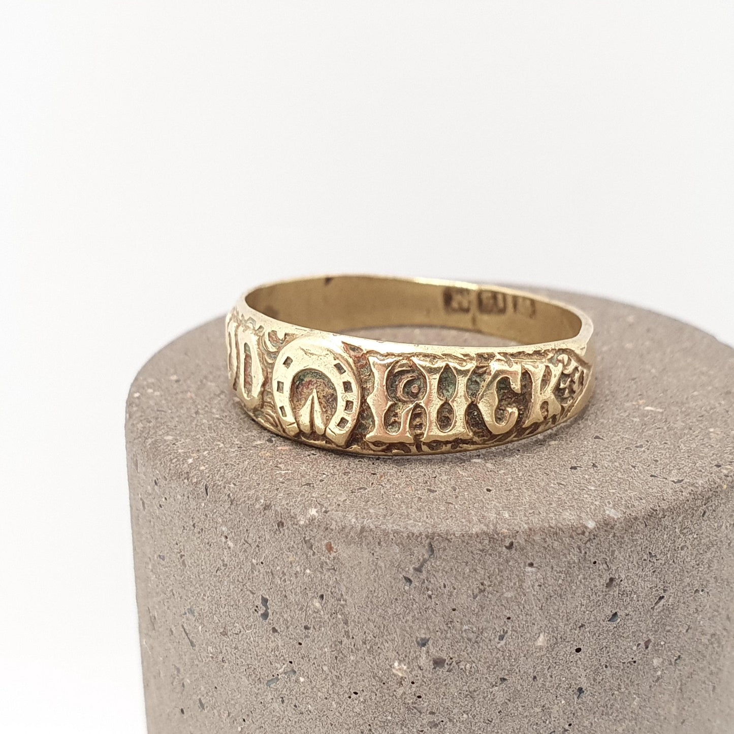 Antique Victorian Genuine Pinchbeck GOOD LUCK Ring Horseshoe Lucky Band Gold Tone Mens Vintage Rare Jewelry Jewellery