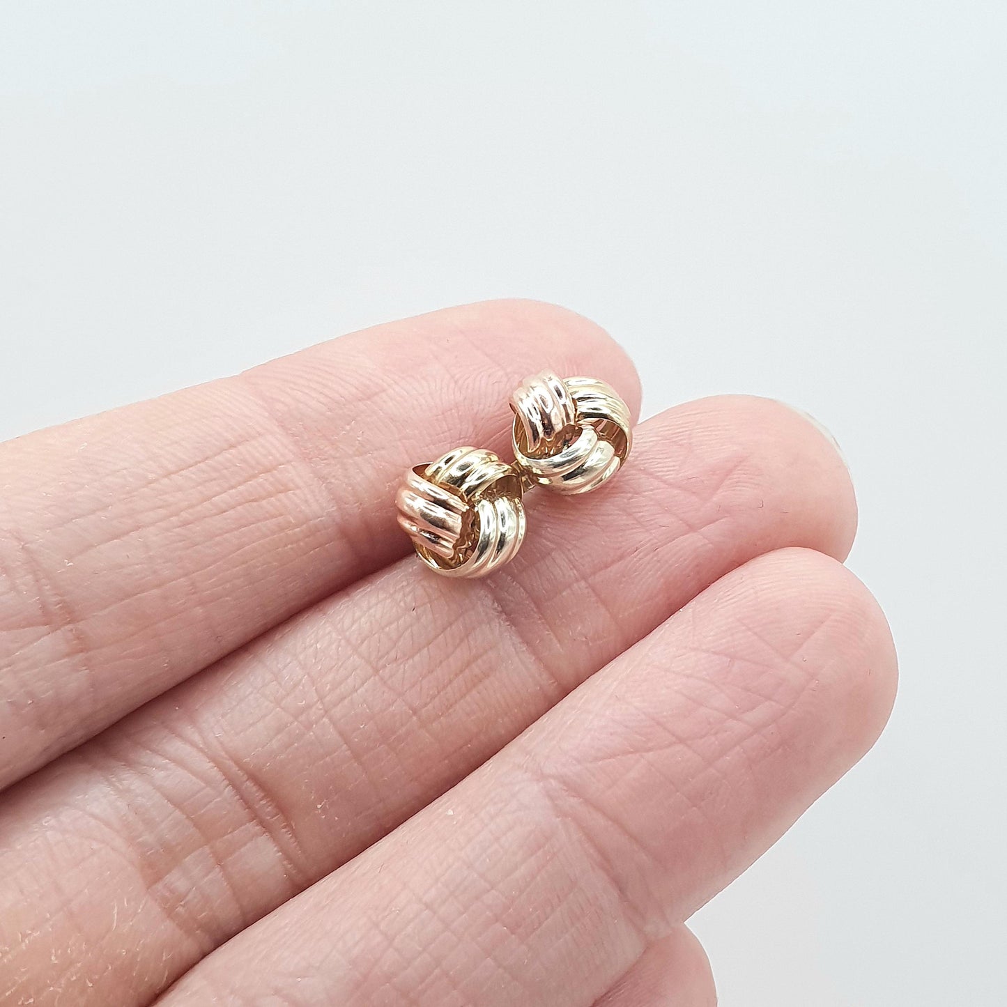 Vintage 9ct Tri Colour Gold Knot Stud Earrings Three Tone Gold Retro Twisted Woven Rose Yellow White Gift Womens Jewelry Jewellery
