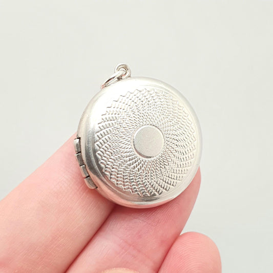 Antique Sterling Silver Locket Round Engine Turned Geometric Pattern Round Circle Necklace Pendant Picture Photo Jewelry Vintage Jewellery