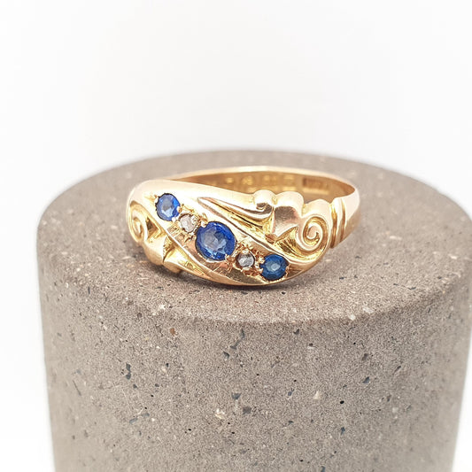 Antique 18ct 18k Gold Diamond & Sapphire Ring Solid 750 1916 Hallmark Scroll Five Gemstone Vintage Jewelry Jewellery