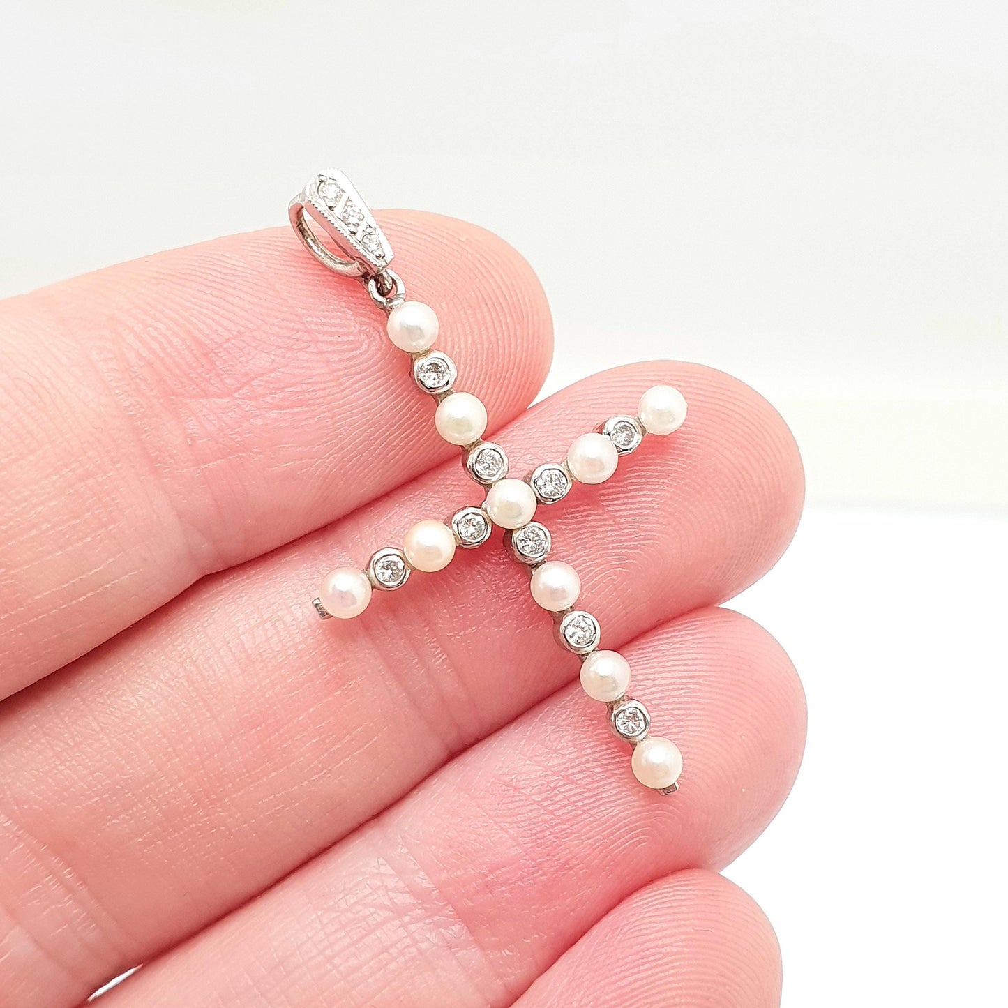 Antique Art Deco 18ct White Gold Diamond Cross Pendant Cultured Pearl Crucifix Necklace Brilliant Cut Solid 750 18k 18kt Vintage