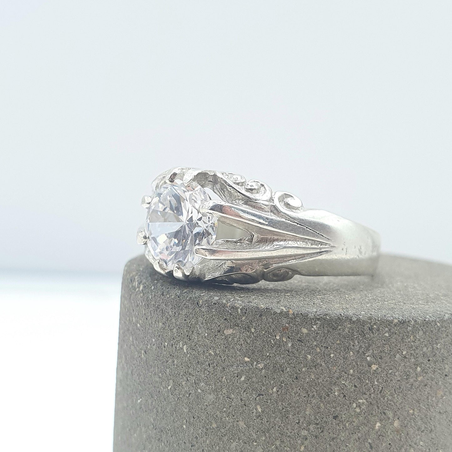 Vintage Solid Silver CZ Gypsy Ring Solitaire Round Cut Sparkly White Gemstone Large Retro Womens Mens Jewellery Jewelry UK U.5 US 10.25