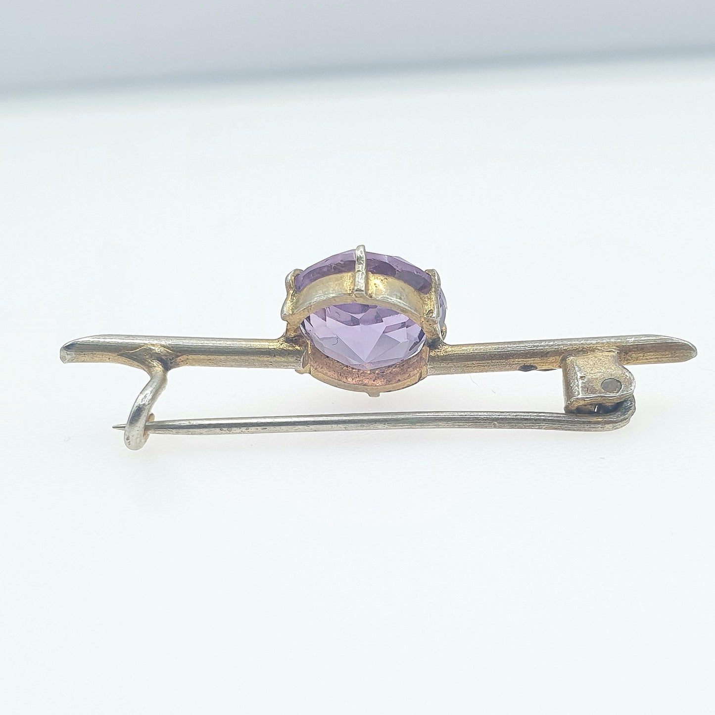 Antique Victorian Natural Amethyst Brooch Pin Round Cut Gold Gilt Base Metal Vintage 1800s Lilac Purple Womens Jewelry