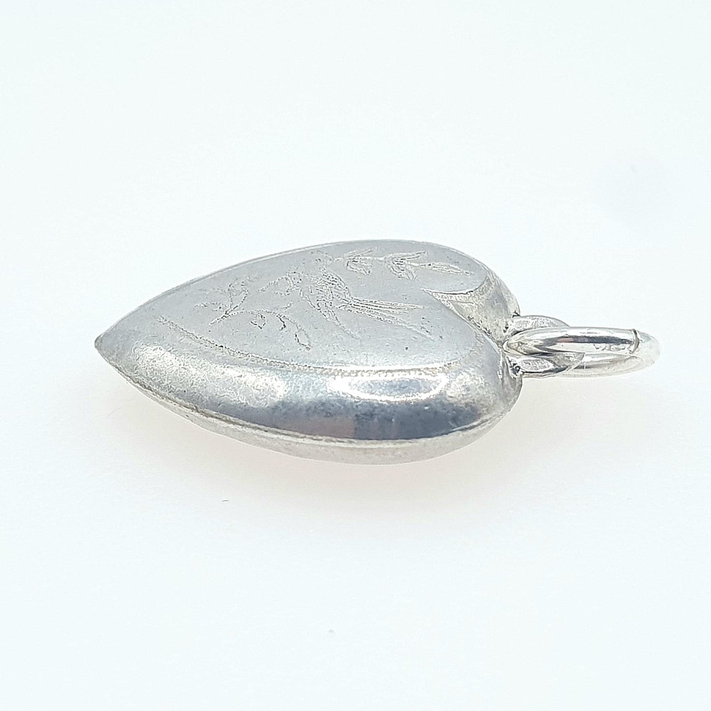 Antique Solid Silver Bird Heart Charm Pendant Small Gift Cute Unisex Vintage Womens Necklace Jewellery Jewelry