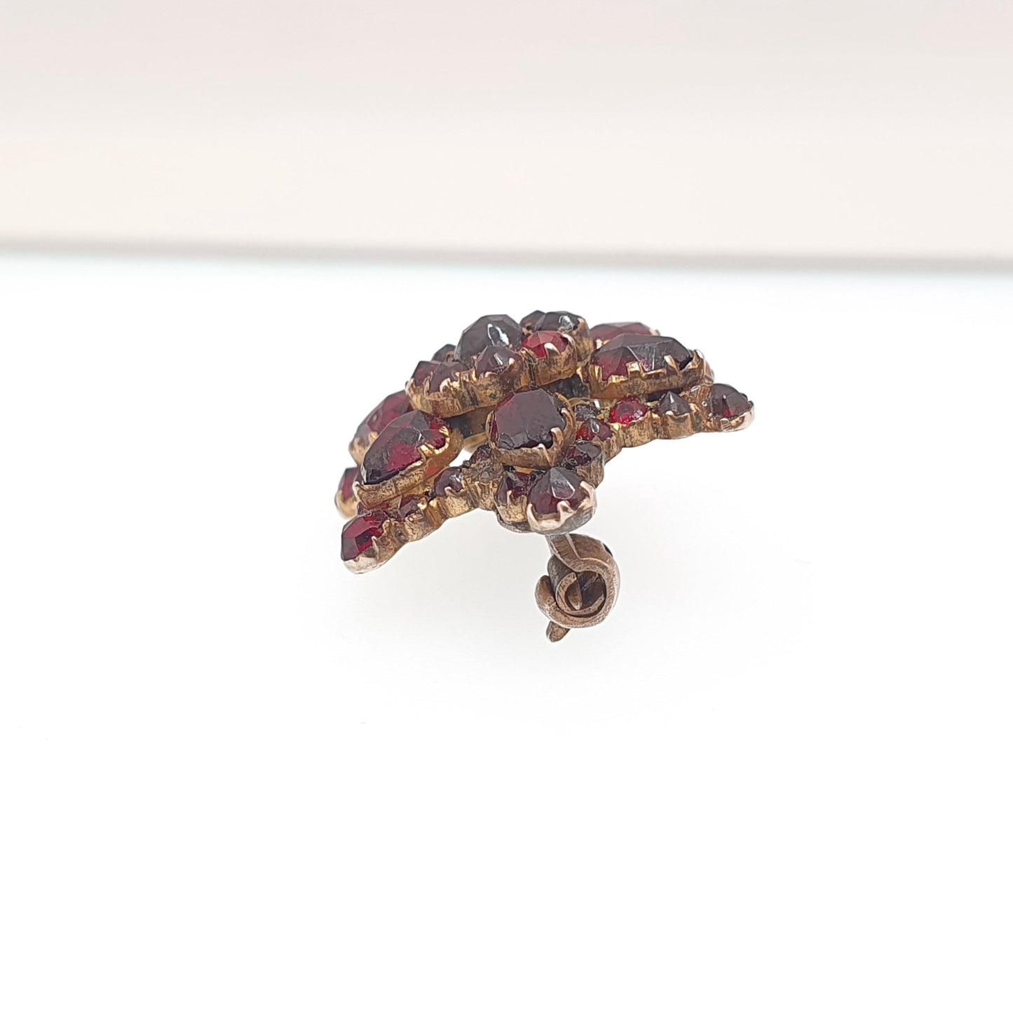 Antique Victorian Bohemian Garnet Star Brooch Pin Starburst Rolled Gold Renaissance Revival 1800s Pyrope Vintage Womens Jewelry Jewellery