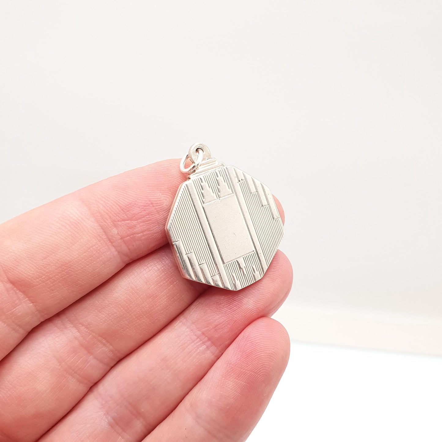 Antique Sterling Silver Locket Art Deco Octagonal Shape Geometric Pattern Necklace Pendant 1920s Picture Photo Jewelry Vintage Jewellery