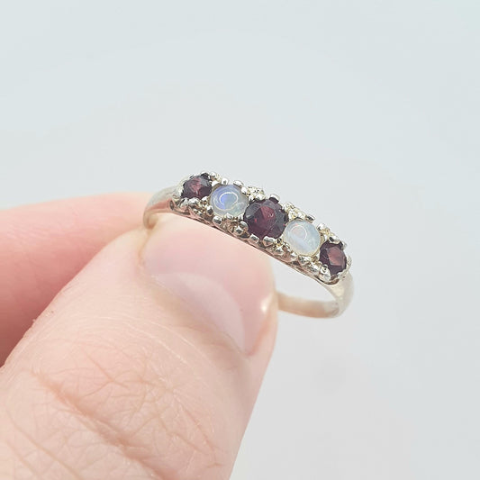 Vintage Gold on Sterling Silver Opal and Garnet Ring Gypsy 5 Stone Sparkly Retro Womens Girls Jewelry Jewellery