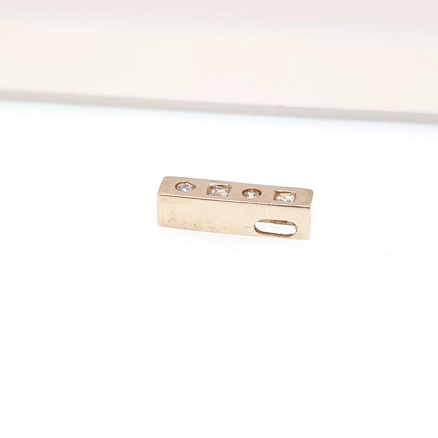 Vintage 9k 9ct Gold CZ Pendant Bar Rectangular Necklace Solid 375 Diamond Simulant Square Cut Cubic Zirconia Small Jewelry Jewellery