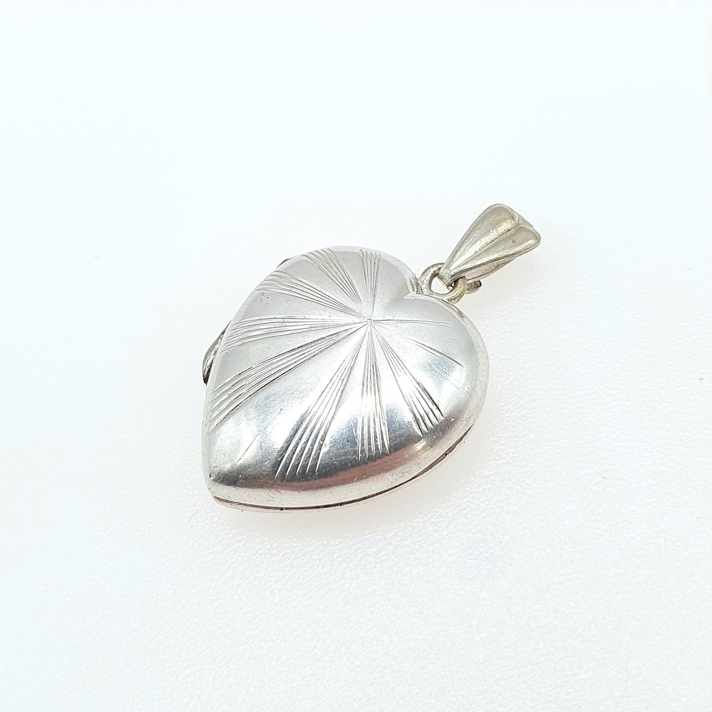 Antique Art Deco Solid Silver Back and Front Heart Locket Sunburst Pattern Keepsake Pendant Necklace Womens Unisex Jewelry Jewellery