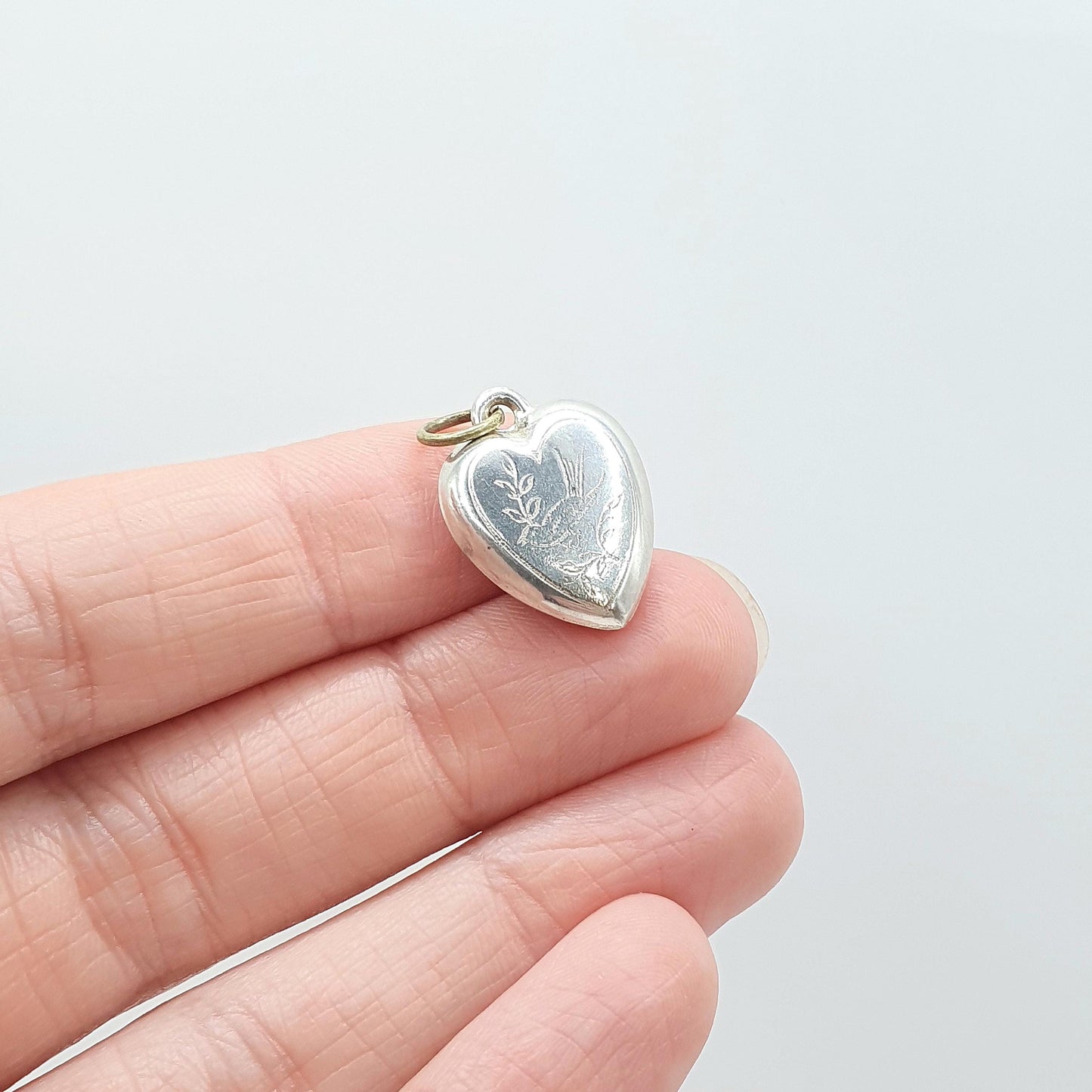 Antique Solid Silver Bird Heart Charm Pendant Small Animal Birds Unisex Vintage Womens Necklace Jewellery Jewelry