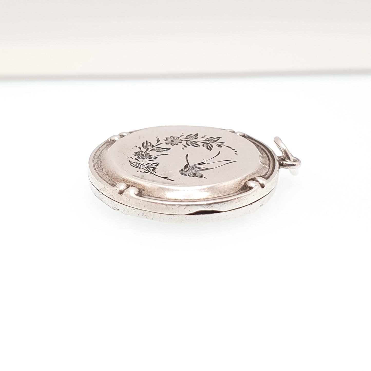 Antique Sterling Silver Bird Locket Round Circle Hand Engraved Necklace Vintage Pendant Picture Photo Jewelry Jewellery
