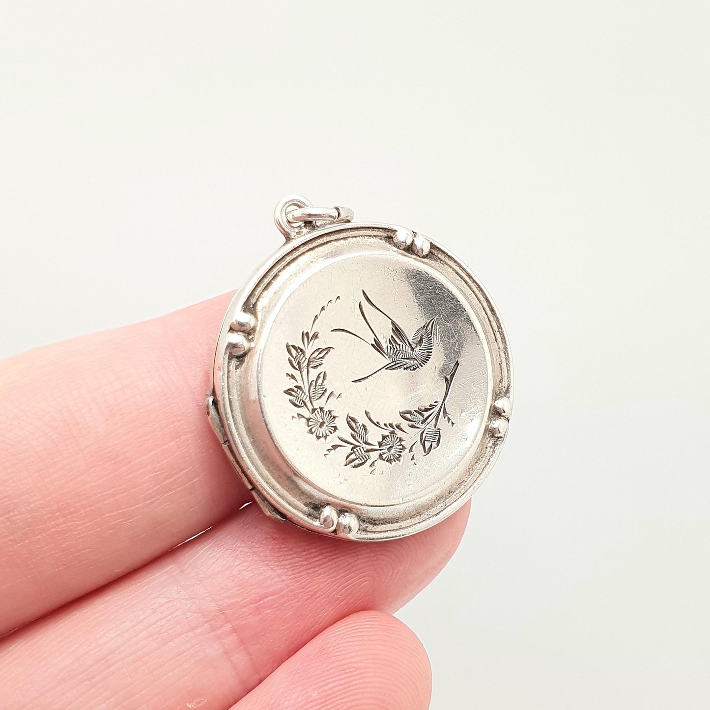 Antique Sterling Silver Bird Locket Round Circle Hand Engraved Necklace Vintage Pendant Picture Photo Jewelry Jewellery