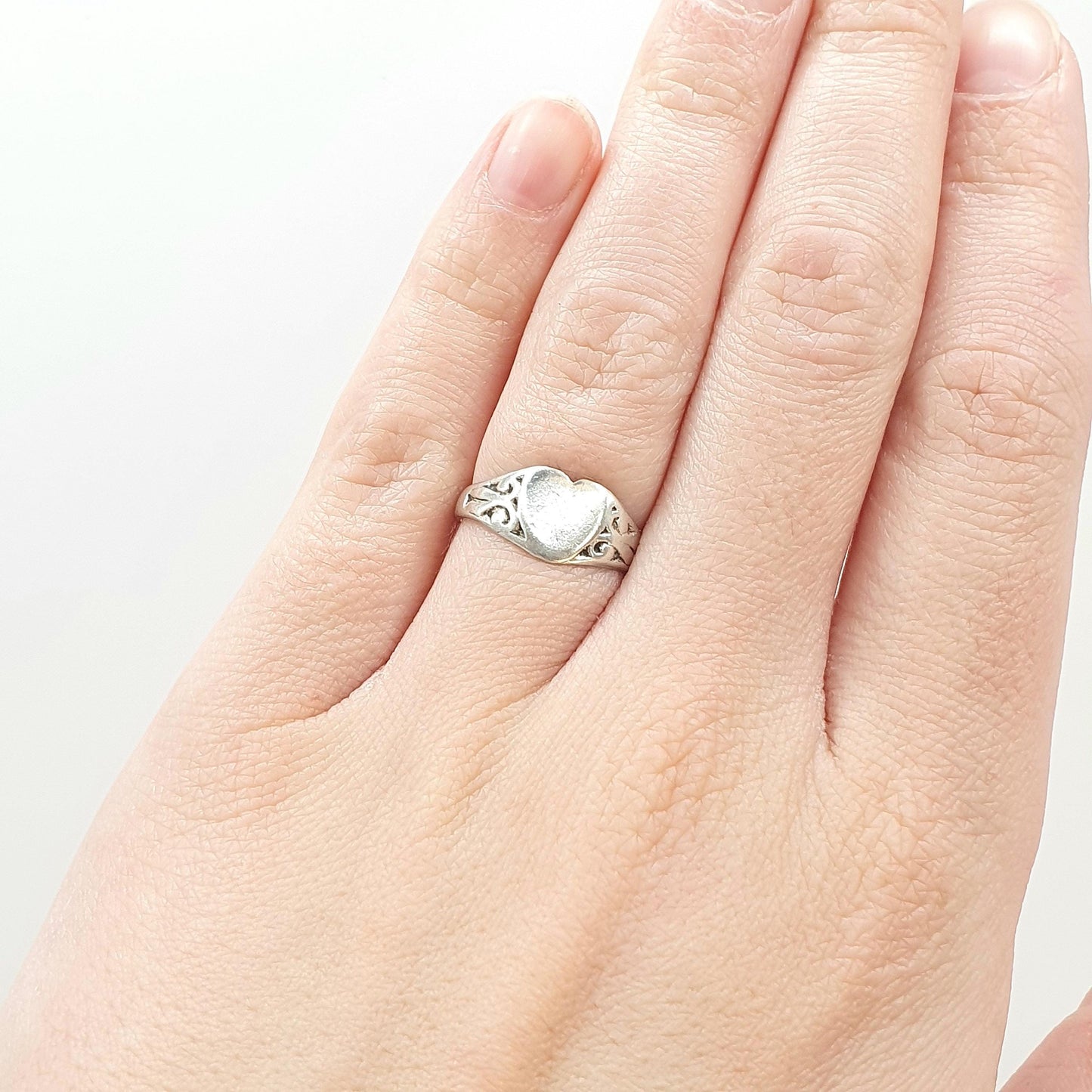 Vintage Sterling Silver Heart Signet Ring, Solid 925 Love Loyalty Women Retro Ladies Gift Jewelry Jewellery Small