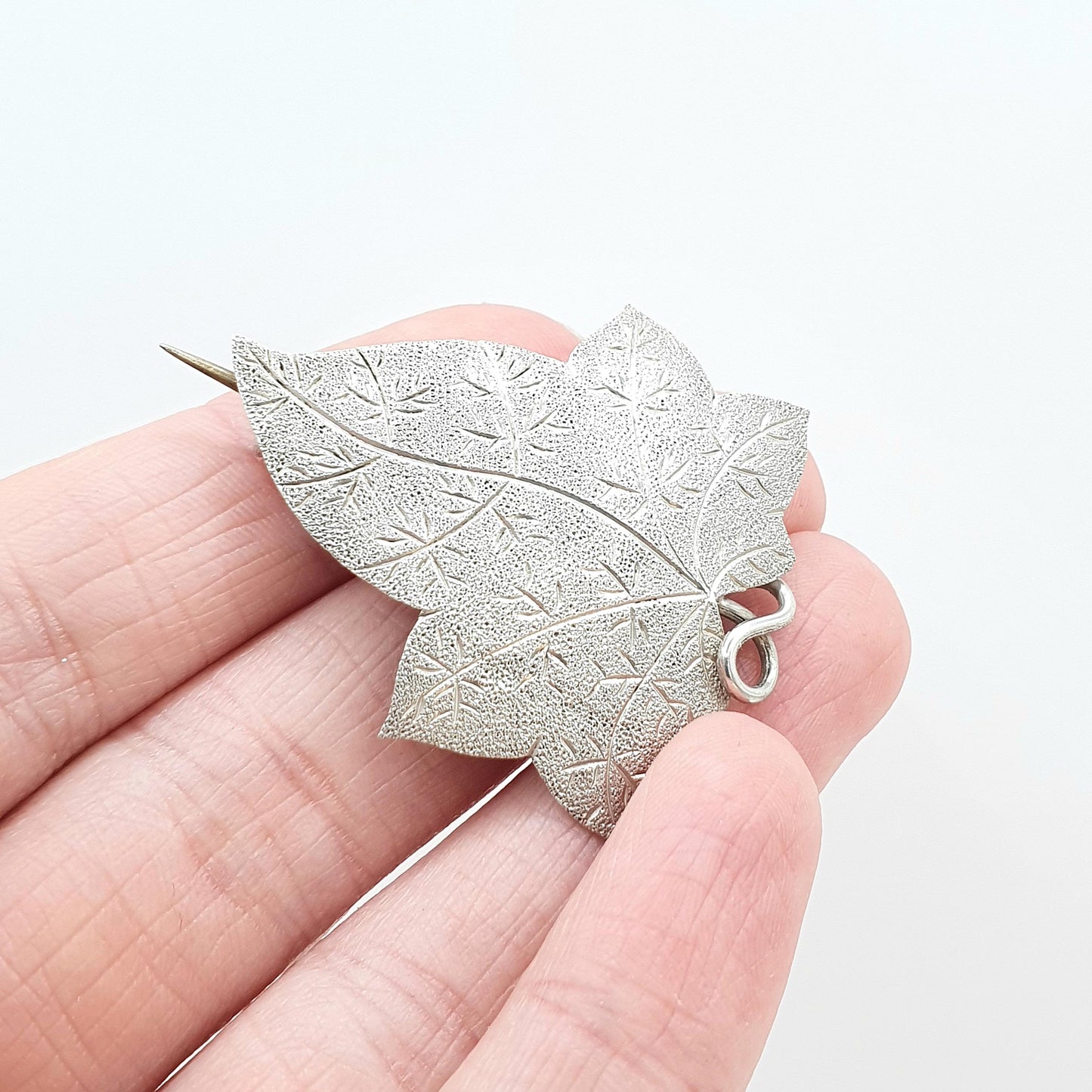 Antique Victorian Sterling Silver Ivy Leaf Brooch Fidelity and Wedded Love Vintage Womens Unisex Mens Jewelry Jewellery