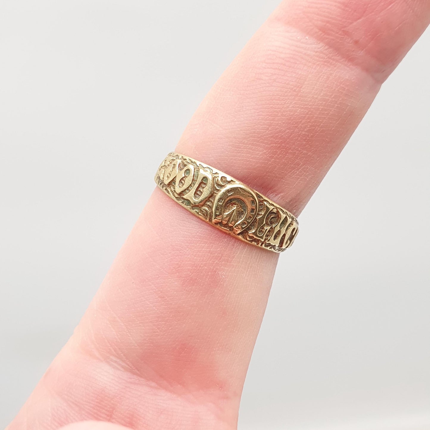 Antique Victorian Genuine Pinchbeck GOOD LUCK Ring Horseshoe Lucky Band Gold Tone Mens Vintage Rare Jewelry Jewellery