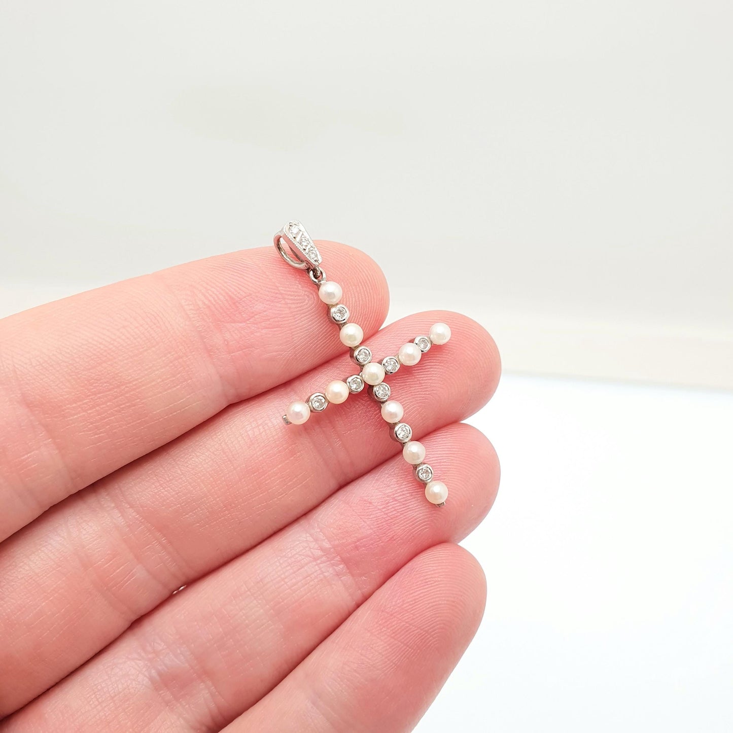 Antique Art Deco 18ct White Gold Diamond Cross Pendant Cultured Pearl Crucifix Necklace Brilliant Cut Solid 750 18k 18kt Vintage