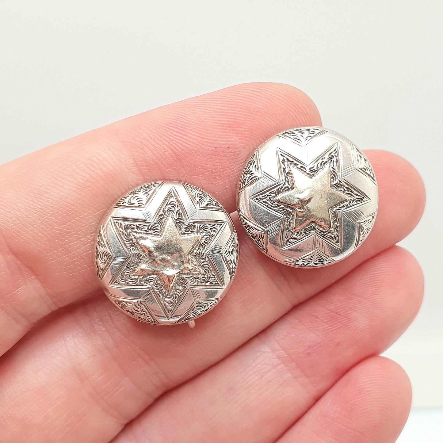 Antique Victorian Solid Silver Star Earrings Gold Highlights Starburst Engraved Screw Back Vintage Jewelry Jewellery