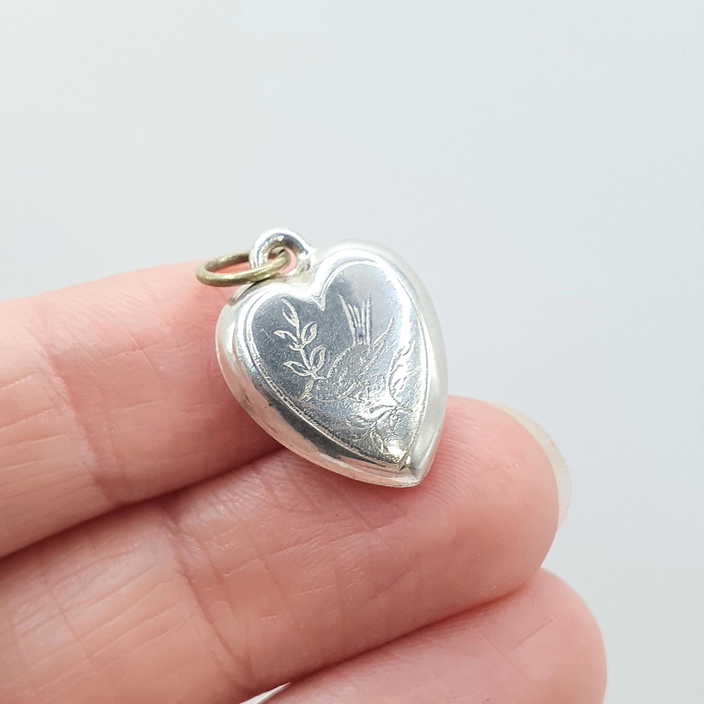 Antique Solid Silver Bird Heart Charm Pendant Small Animal Birds Unisex Vintage Womens Necklace Jewellery Jewelry