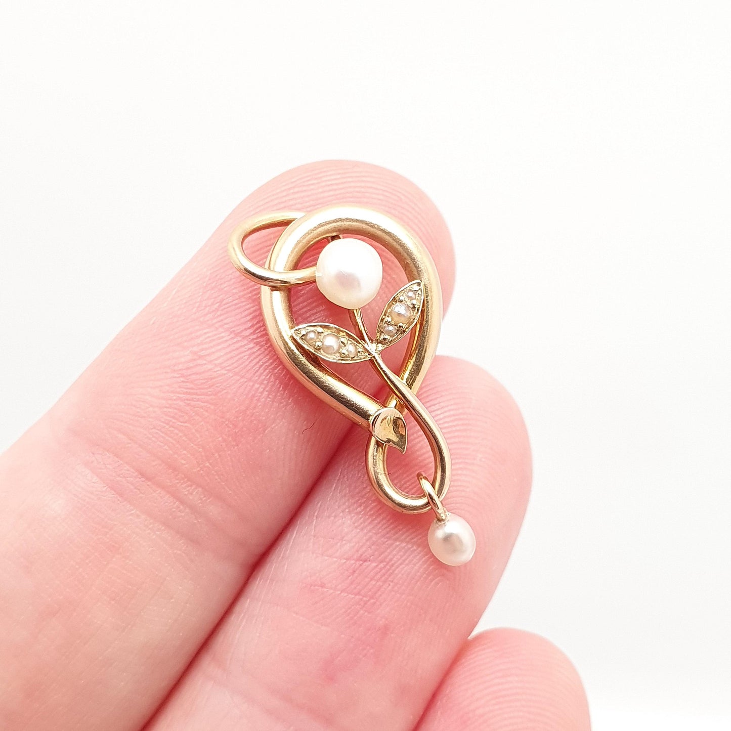 Antique 15ct Gold Pearl Necklace Infinity Pendant Art Nouveau Figure 8 Solid 625 15 Carat Vintage White Gemstones Jewelry Jewellery