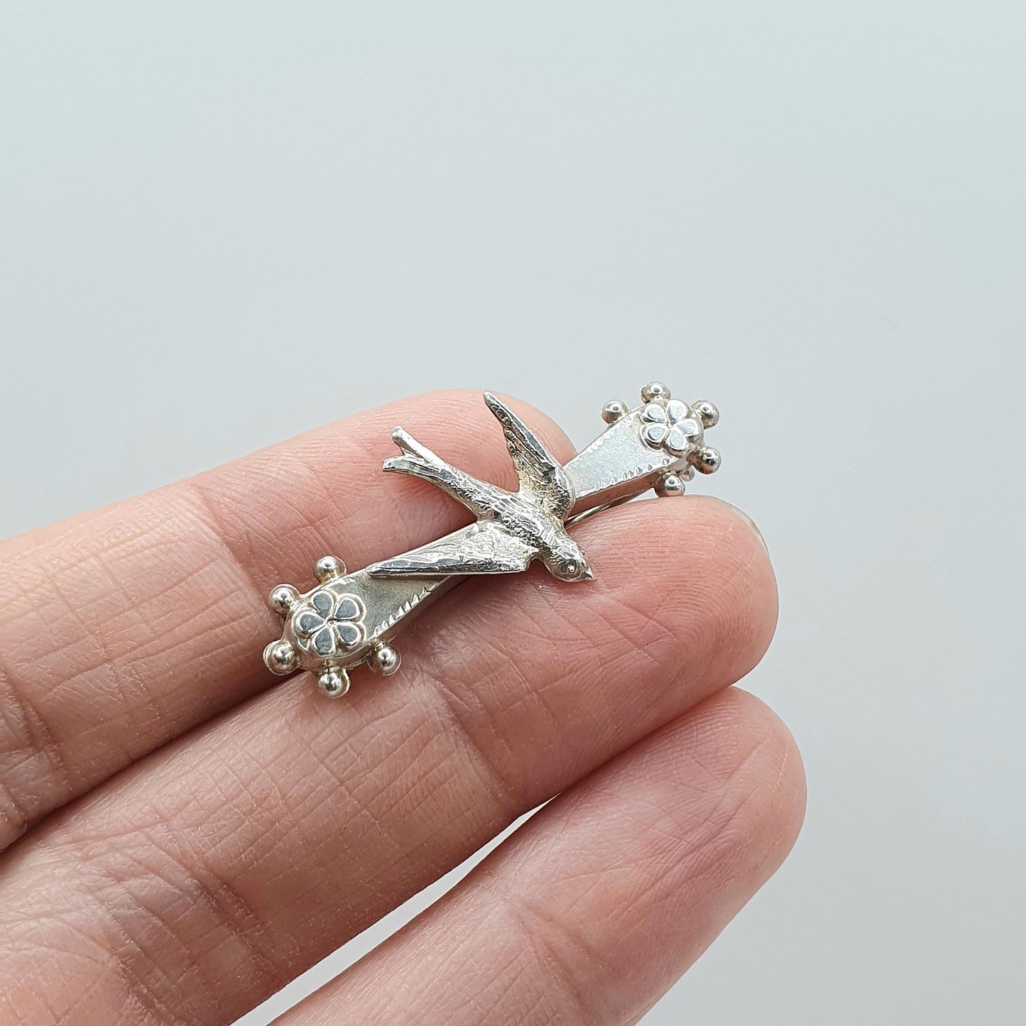 Antique Sterling Silver Bird Brooch Sweetheart Swallow Gift Vintage Flower Songbird Cute Jewelry Jewellery Womens Mens