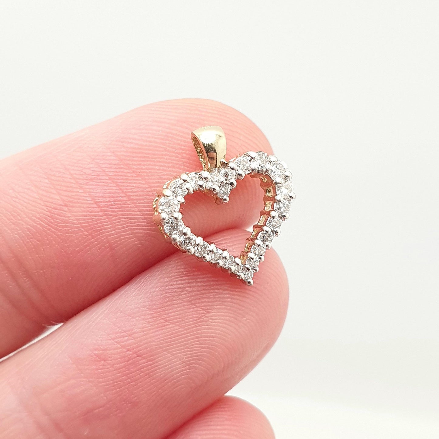 Vintage 9ct 9k Gold Heart Diamond Pendant 0.25ct Genuine Diamonds Necklace Solid 375 Love Womens Jewelry Jewellery