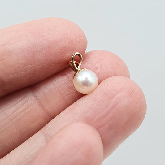 Vintage 9ct Gold Cultured Pearl Pendant Necklace Charm Solitaire Solid 9k 9kt Small Round Bead Single Cute Jewelry Jewellery