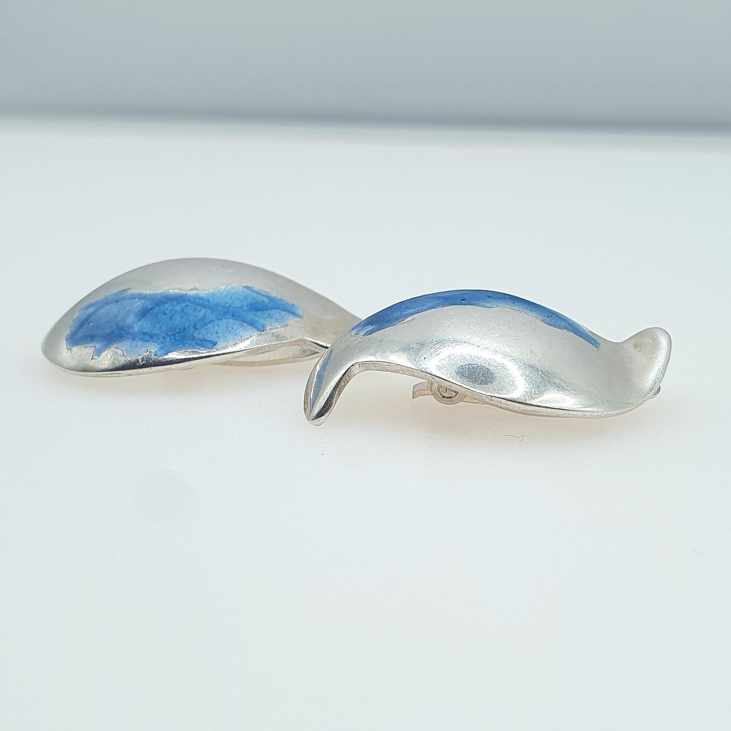 Vintage Sterling Silver Wave Enamel Earrings Modernist Minimalist Clip On Blue Cold Enamel Ladies Solid 925 Jewelry Retro Jewellery