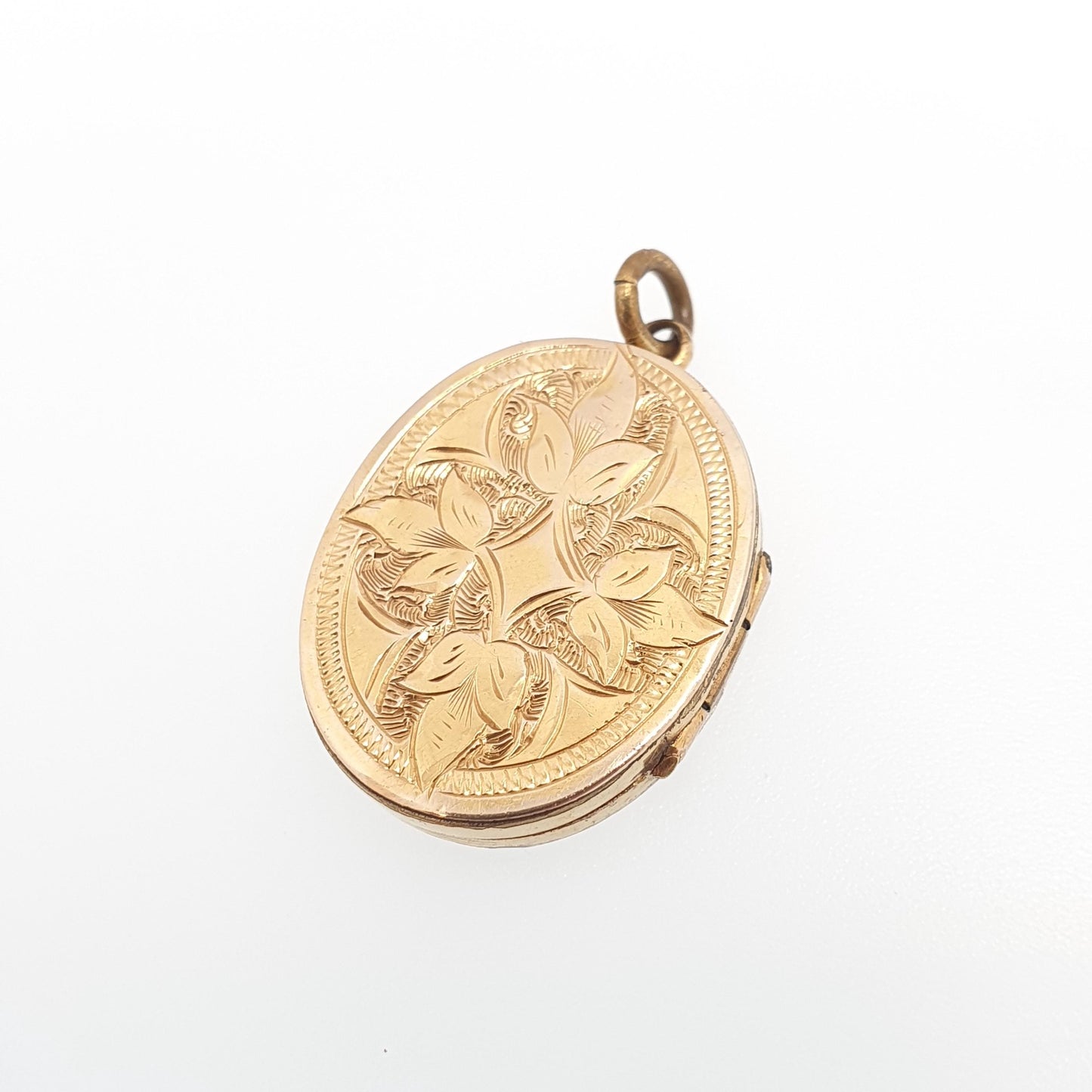 Antique Victorian 9ct Gold Locket 9kt 9k Back and Front Thistle Engraved Scottish Pendant Picture Photo Vintage