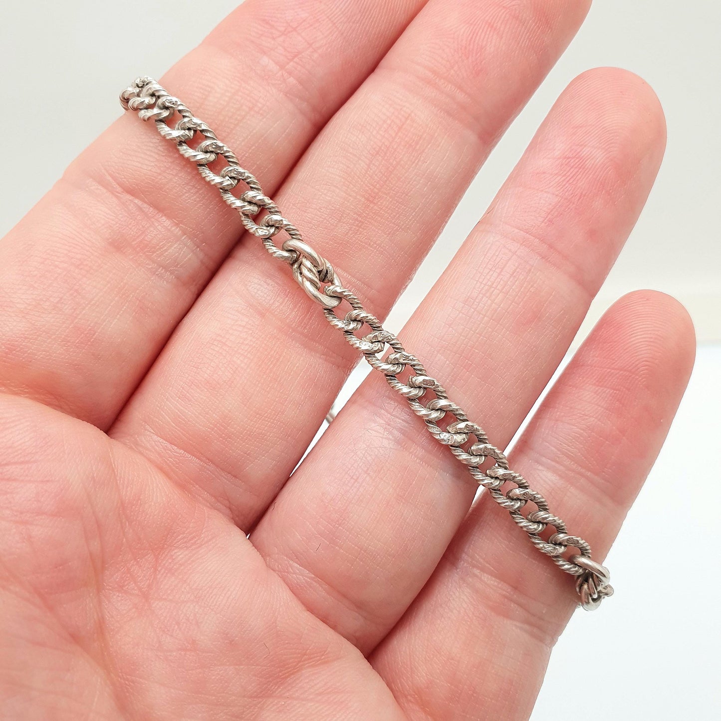 Antique Sterling Silver Patterned Curb Link Chain Bracelet Dog Clip Victorian Knot Links 55.88g 22cm Womens Mens Vintage Jewelry