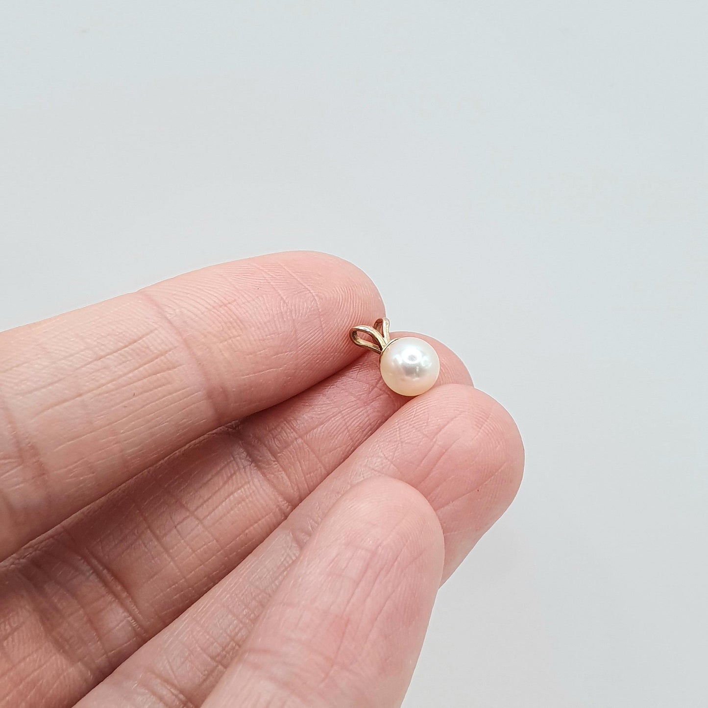 Vintage 9ct Gold Cultured Pearl Pendant Necklace Charm Solitaire Solid 9k 9kt Small Round Bead Single Cute Jewelry Jewellery