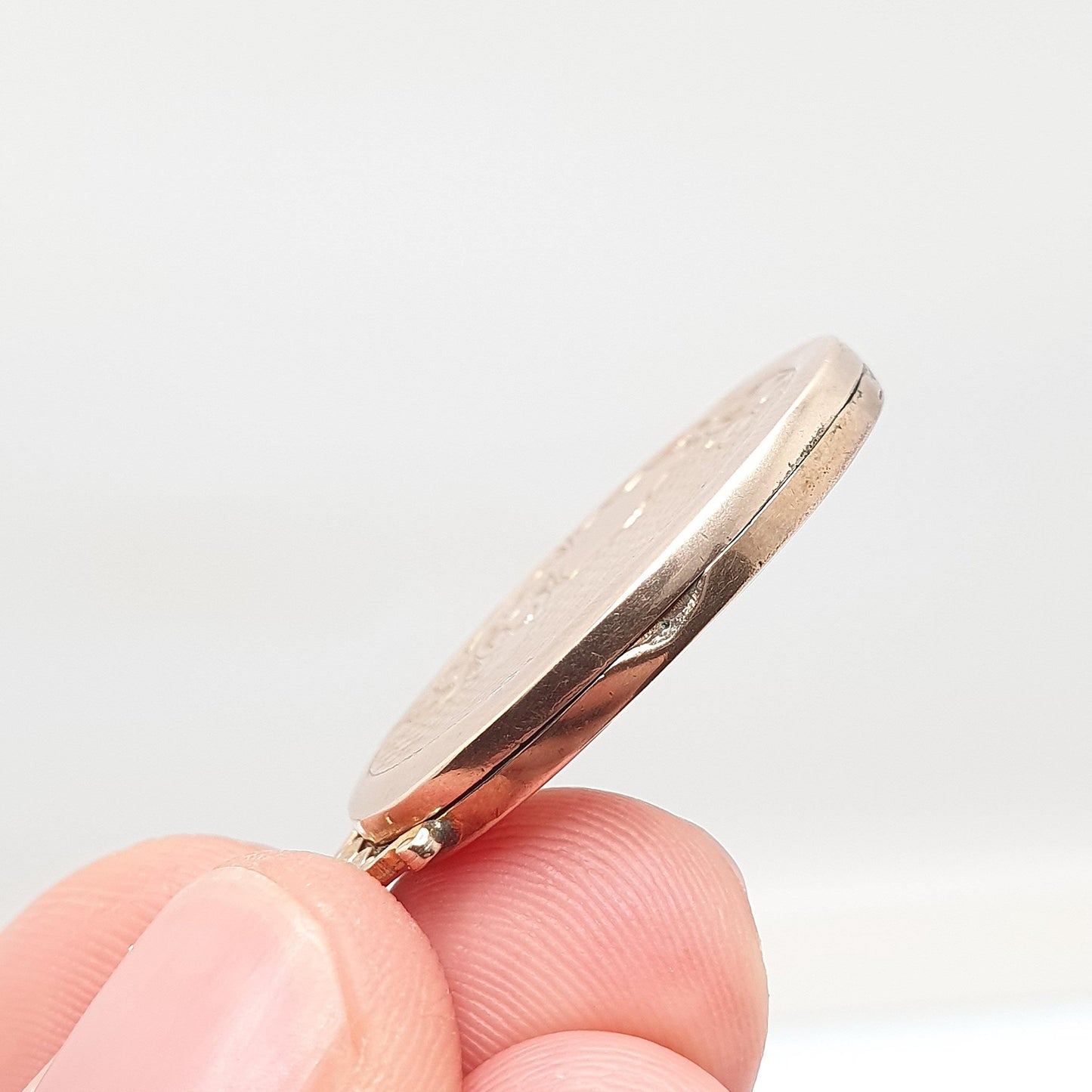 Antique 9ct Rose Gold Locket Large Oval Solid 9k 9kt Back and Front Chequered Engraved Pendant Necklace Jewelry Womens Jewellery