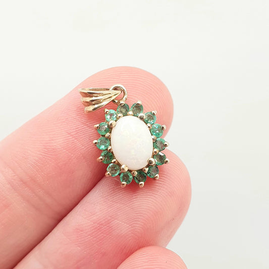 Vintage 9k 9ct Gold Opal & Emerald Pendant Solid 375 9kt Necklace Oval Cut Cluster Halo Sparkly Jewelry Jewellery