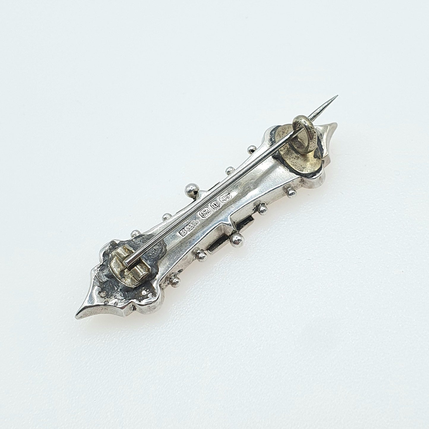 Antique Victorian Sterling Silver Sweetheart Brooch 1894 Hallmark Etruscan Style Pointed Women Jewellery Jewelry Vintage
