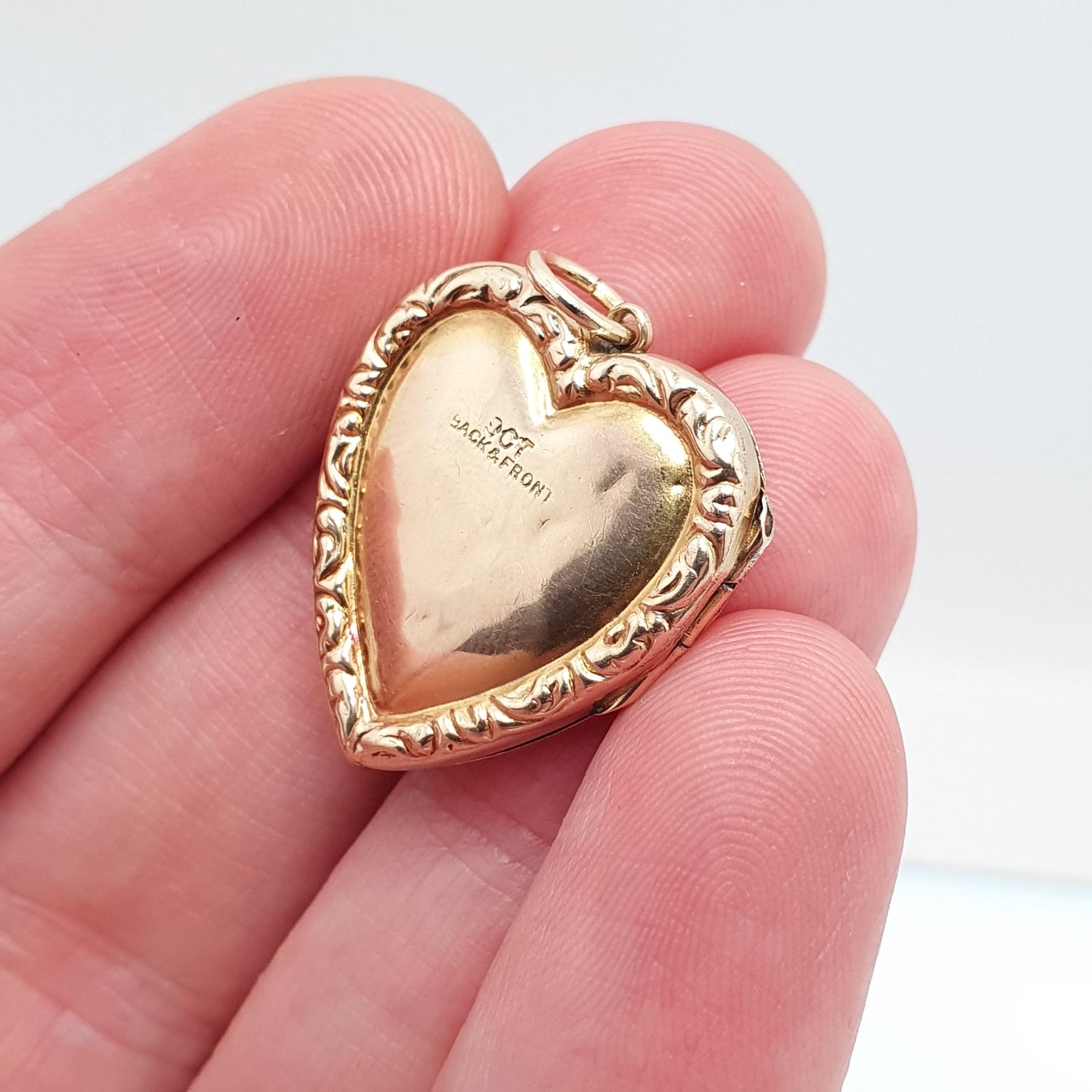 Antique 9ct Gold Bird Locket Heart Shape Back and Front Solid 9k 375 Pendant Necklace Jewelry Womens Vintage Jewellery
