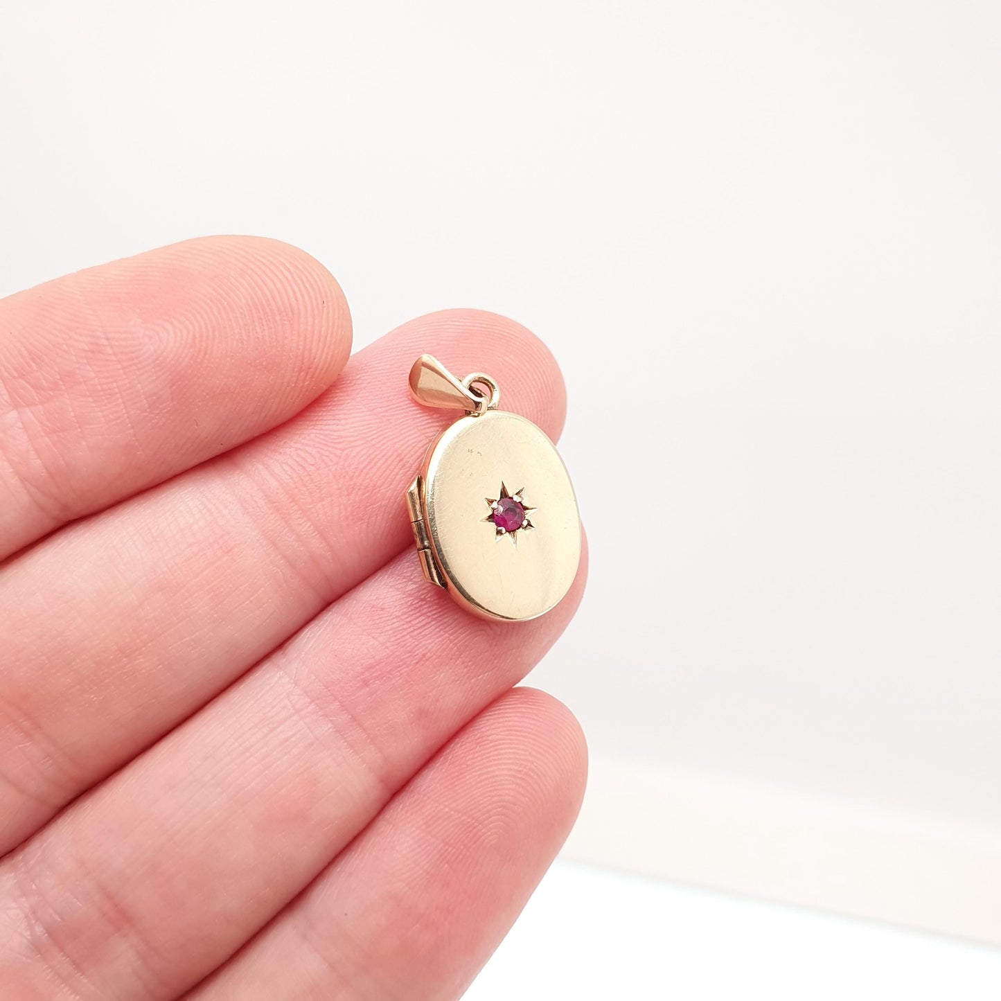 Vintage Solid 9ct 9k Gold Ruby Locket Small Oval All 9kt 9 Carat Star Centre Genuine Gemstone Necklace Photo Picture Pendant
