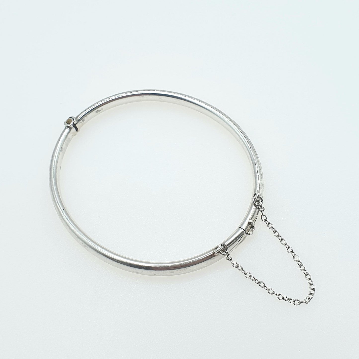 Vintage Sterling Silver Snap Bangle Bracelet Engraved Front 8.17g Solid 925 Ladies Womens Jewelry Retro Jewellery