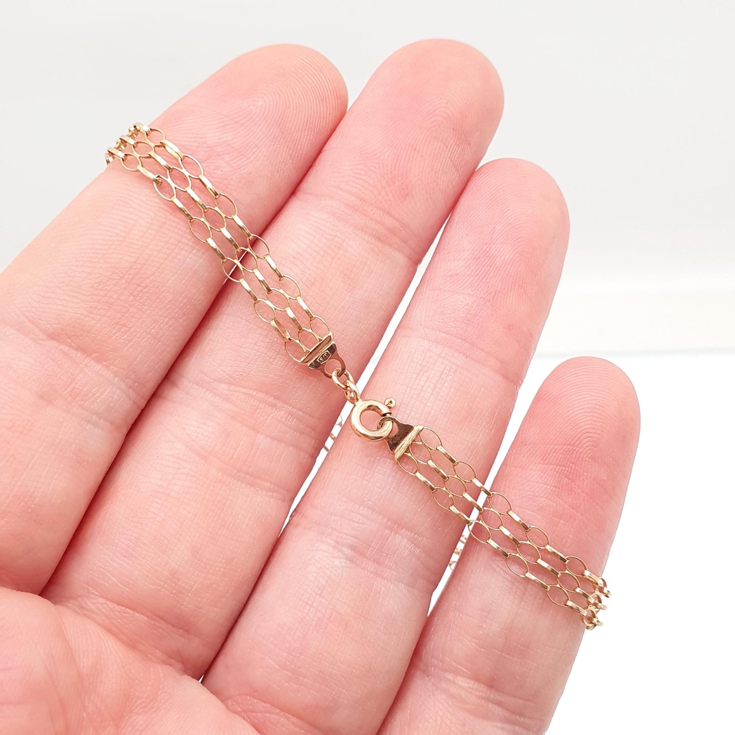 Vintage 9k 9ct Gold Chain Bracelet 3 Strand Cable Link Oval Links 18cm 7" 1.64g Yellow Solid 375 9 Carat Womens Retro Jewelry