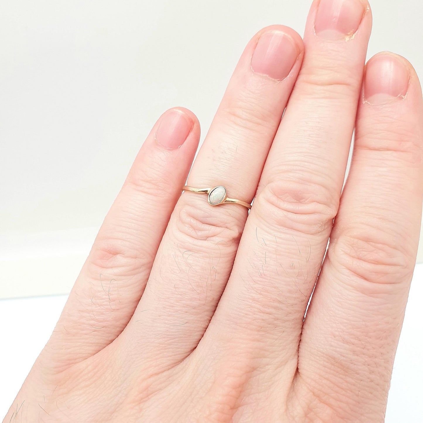 Vintage 9ct Gold Opal Ring Angled White Solitaire Gemstone Oval Cut Solid 9k Hallmarked Jewelry Jewellery